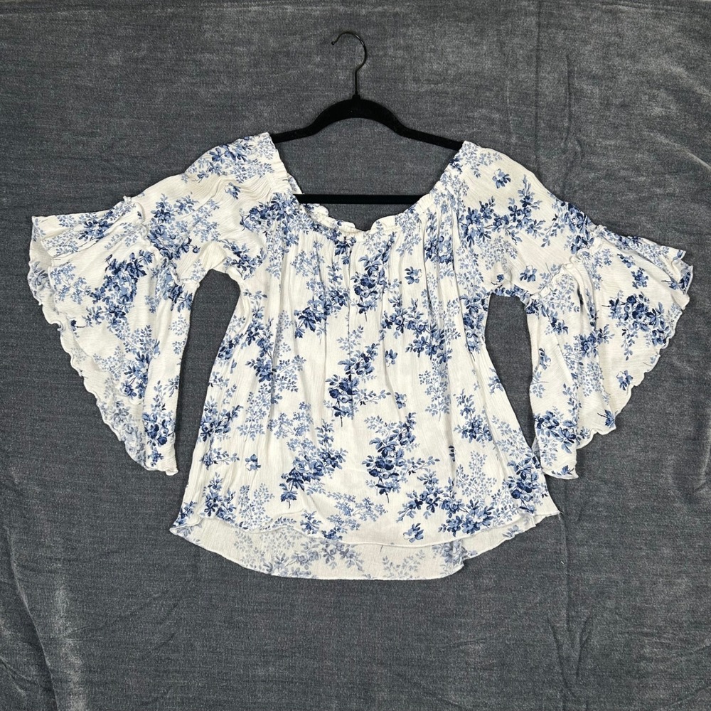 Peppermint Top Womens Small White Blue Floral Off Shoulder Bell Sleeve Boho - Picture 7 of 7